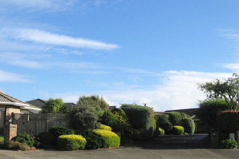 Photo of property in 6 Papawai Grove, Waikanae, 5036