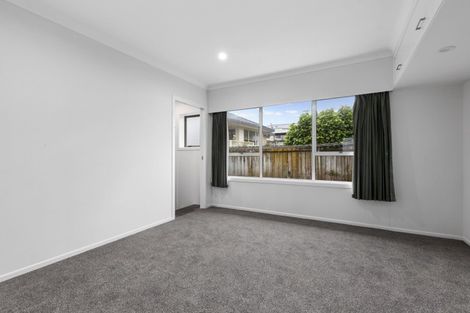 Photo of property in 2c Grierson Place, Pukekohe, 2120