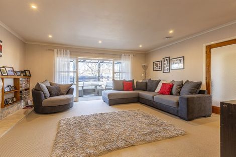 Photo of property in 10 Hartley Place, Awapuni, Palmerston North, 4412