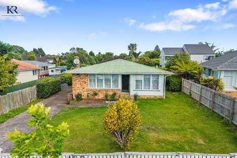 Photo of property in 53 Waipani Road, Te Atatu Peninsula, Auckland, 0610