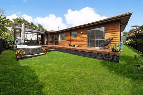 Photo of property in 1/9 Admiral Beatty Avenue, Mount Roskill, Auckland, 1041