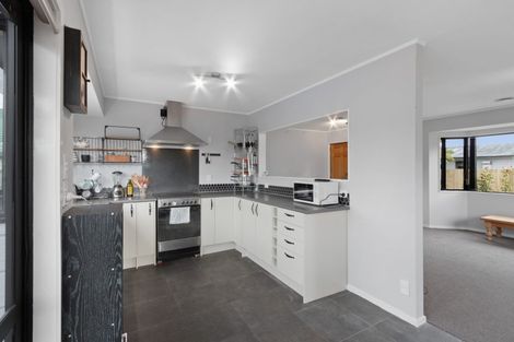 Photo of property in 309b Fenwick Street, Mayfair, Hastings, 4122