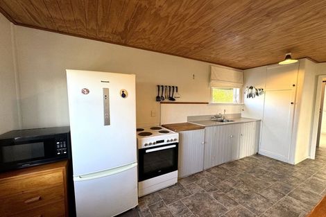 Photo of property in 6 Kamahi Street, Kaka Point, Balclutha, 9271