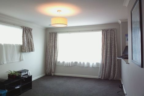 Photo of property in 52 Sheridan Terrace, Johnsonville, Wellington, 6037