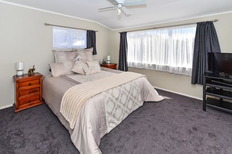 Photo of property in 148 Carnoustie Drive, Wattle Downs, Auckland, 2103