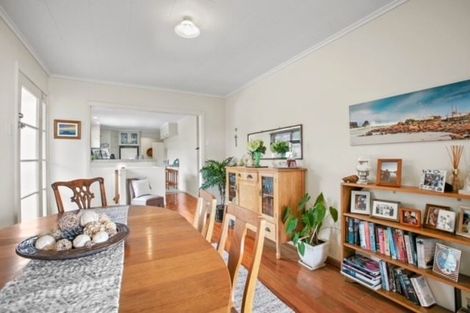 Photo of property in 21b Hamblyn Street, Strandon, New Plymouth, 4312