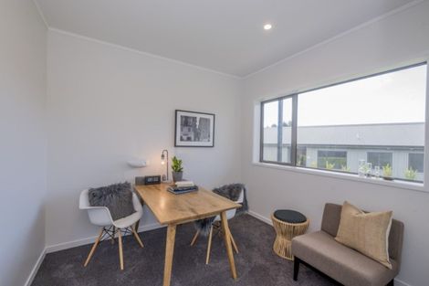 Photo of property in 3 Lamont Place, Waikanae, 5036