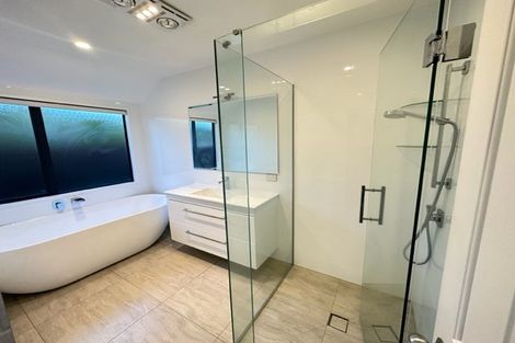 Photo of property in 14 Annalong Road, Dannemora, Auckland, 2016