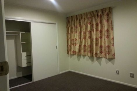 Photo of property in 18 Keats Place, Blockhouse Bay, Auckland, 0600