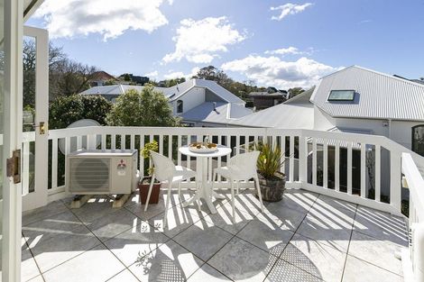 Photo of property in 4g Hatton Street, Karori, Wellington, 6012