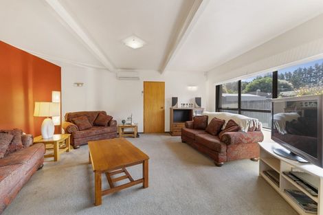 Photo of property in 38 Walton Avenue, Waikanae, 5036