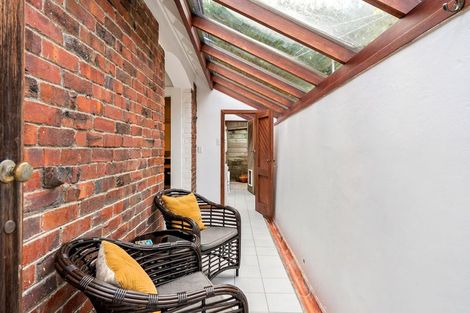 Photo of property in 5 Easdale Street, Kelburn, Wellington, 6012