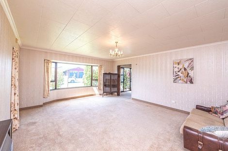 Photo of property in 12 Warwick Place, Springvale, Whanganui, 4501