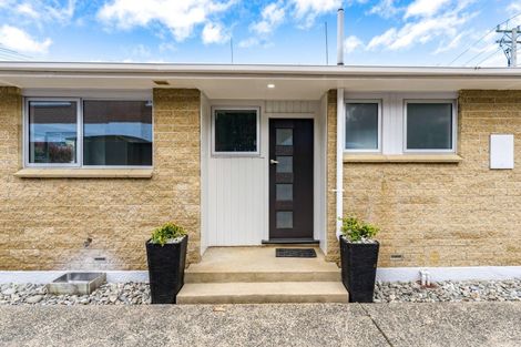 Photo of property in 2 Kaira Street, Sawyers Bay, Port Chalmers, 9023