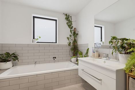 Photo of property in 12 Millbrae Place, Pokeno, 2402