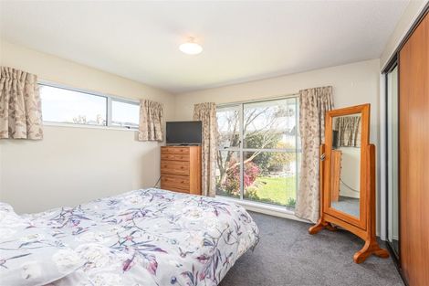 Photo of property in 87 Dunbarton Street, Redwood, Christchurch, 8051