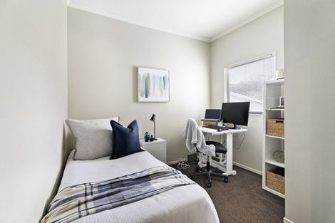 Photo of property in 17 Pitoitoi Avenue, Greenhithe, Auckland, 0632