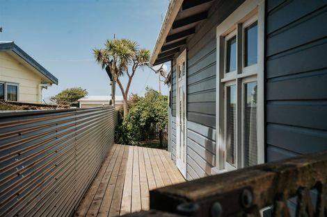 Photo of property in 14 Moana Street, Kaka Point, 9271