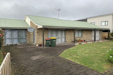 Photo of property in 92 Carrington Avenue, Silverdale, Hamilton, 3216