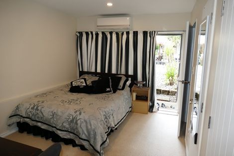 Photo of property in 822 Beach Road, Browns Bay, Auckland, 0630