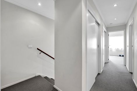 Photo of property in The Strand, 7/16 Ronald Street, Strandon, New Plymouth, 4312