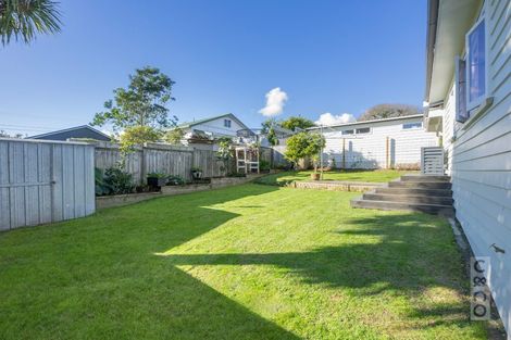 Photo of property in 8 Puriri Street, Helensville, 0800