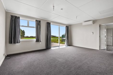Photo of property in 1502 South Road, Manutahi, Patea, 4598