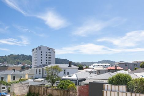 Photo of property in 10/37 Majoribanks Street, Mount Victoria, Wellington, 6011