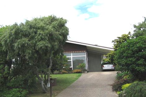 Photo of property in 9 Catalina Crescent, Forrest Hill, Auckland, 0620