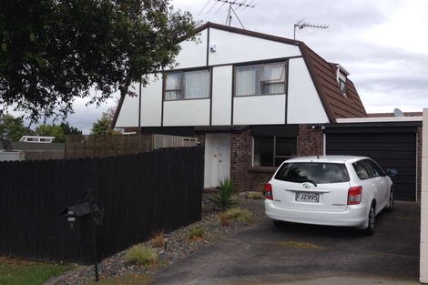 Photo of property in 2/3 Regia Close, Half Moon Bay, Auckland, 2012