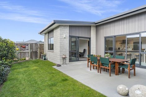 Photo of property in 24 Goodwin Crescent, Pyes Pa, Tauranga, 3112