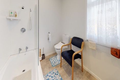 Photo of property in 9 Buckleys Terrace, Tinwald, Ashburton, 7700