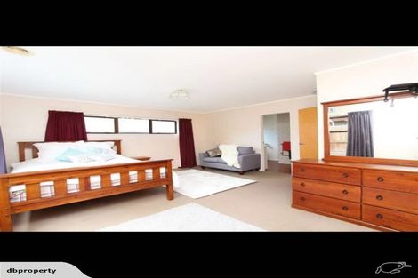 Photo of property in 76 Cortina Avenue, Johnsonville, Wellington, 6037