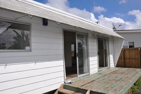 Photo of property in 151 Bruce Mclaren Road, Henderson, Auckland, 0612