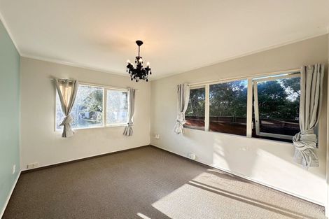 Photo of property in 38 Wyoming Avenue, Murrays Bay, Auckland, 0630