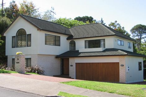 Photo of property in 2 Highwood Grove, Torbay, Auckland, 0630