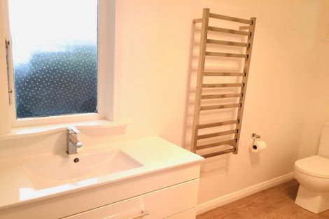 Photo of property in 14 Imperial Terrace, Melrose, Wellington, 6022