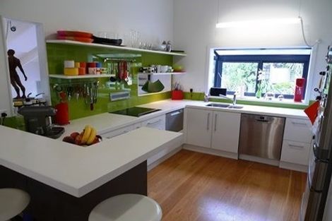 Photo of property in 15 Cavalry Close, Crofton Downs, Wellington, 6035