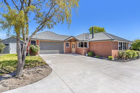 Photo of property in 306a Pages Road, Wainoni, Christchurch, 8061