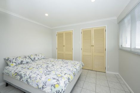 Photo of property in 41 Hadfield Street, Beach Haven, Auckland, 0626