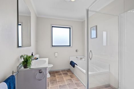 Photo of property in 58 Mcquarrie Street, Kingswell, Invercargill, 9812