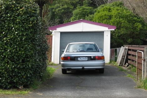 Photo of property in 15 Peel Place, Wainuiomata, Lower Hutt, 5014