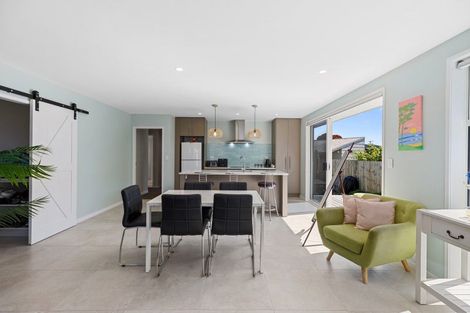 Photo of property in 814b Papamoa Beach Road, Papamoa Beach, Papamoa, 3118