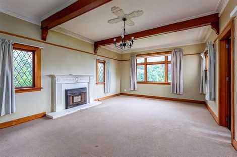 Photo of property in 1 Edward Street, Dannevirke, 4930