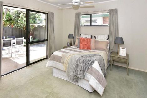 Photo of property in 11a Pine Road, Orewa, 0931