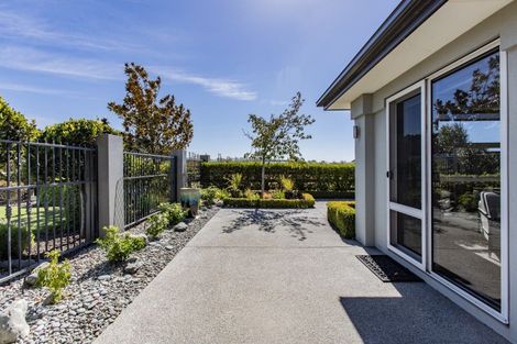 Photo of property in 20 Mapleham Drive, Pegasus, 7612