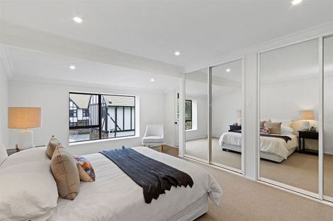 Photo of property in 9 Holly Road, Merivale, Christchurch, 8014