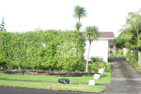 Photo of property in 38 Glennandrew Drive, Half Moon Bay, Auckland, 2012