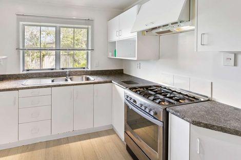 Photo of property in 155 Summerhill Drive, Fitzherbert, Palmerston North, 4410