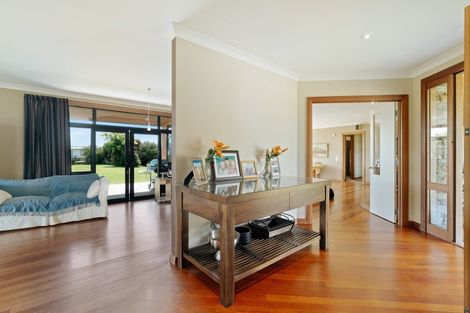 Photo of property in 182 Stevenson Road, Wanaka, 9382